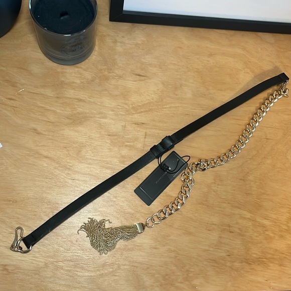 BCBG Belt - Picture 5 of 8